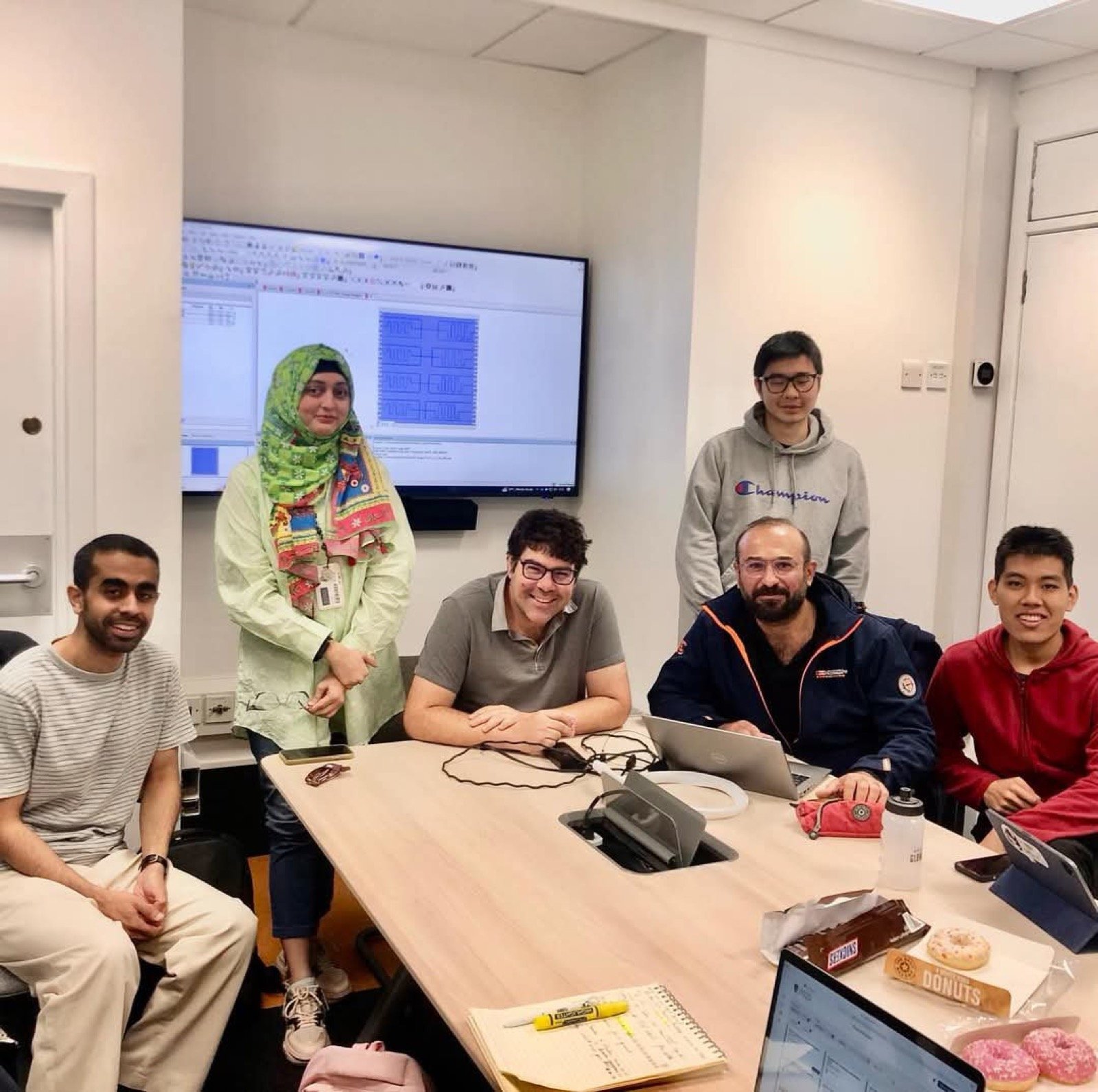 Group meeting with our 3 new members